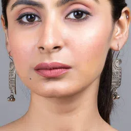 Look and Adorn Contemporary Drop Earrings image 4