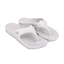 Feel alive Men Set Of 4 Ultra-Comfortable Lightweight Clogs image 4