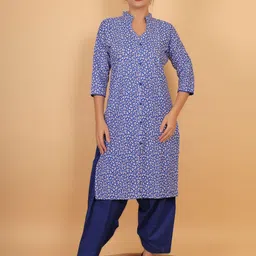 Trendzmy Women Floral Printed Festive Cotton Straight Kurta-image-43