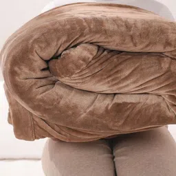 Zarf Brown 3 Pcs Microfiber Heavy Winter Double Bed Quilt With Cushion Covers image 4