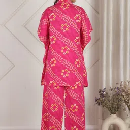 Aramya Women Bandhani Printed Regular Pure Cotton Kurta with Trousers image 4