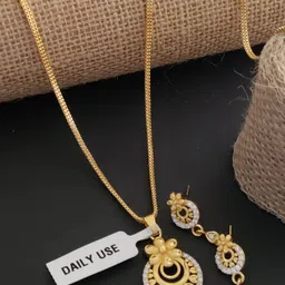 OM KRISHIV COLLECTION Gold-Plated Stone-Studded Jewellery Set image 1