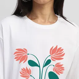 JUNEBERRY Women Drop-Shoulder Sleeves Pure Cotton Oversized Tshirt image 2