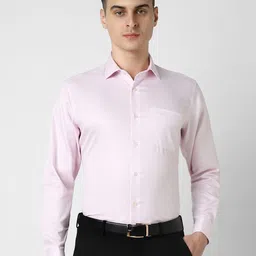 Van Heusen Men Spread Collar Solid Cotton Formal Shirt image 1