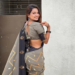 ELITE WEAVES Floral Woven Design Zari Banarasi Saree image 5