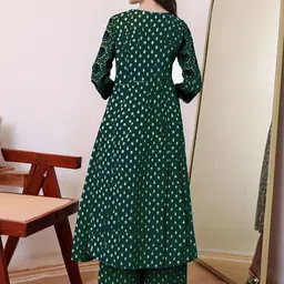 Aaghnya Ethnic Motifs Printed Square Neck Panelled A-Line Kurta With Trousers & Dupatta image 5