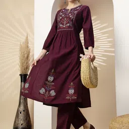 Nayam By Lakshita Floral Embroidered Notch Neck A-Line Kurta with Trousers image 5