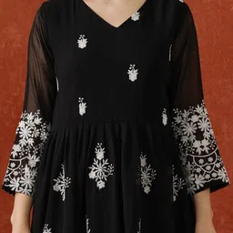 QSH Embroidered V Neck Fit & Flared Maxi Ethnic Dress With Dupatta image 4