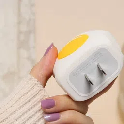 AUGEN Unisex Quirky 3D Design Silicone Protective Case for 20W iPhone USB-C Power image 2