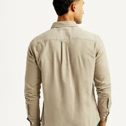 Levis Spread Collar Slim Fit Cotton Shirt image 3