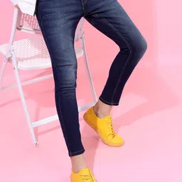 highlander Men Tapered Fit Mid Rise Blue Jeans-picture-16