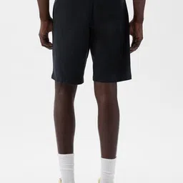 GAP Men Mid Rise Relaxed Fit Shorts image 4