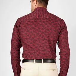 DESIGN UP Men Relaxed Spread Collar Abstract Printed Cotton Slim Fit Casual Shirt image 4