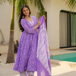 GLOSIA DESIGN Women Ethnic Motifs Printed Angrakha Kurta with Trousers & Dupatta image 3