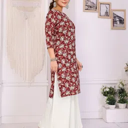 Rangita Women Floral Printed Kurta image 3