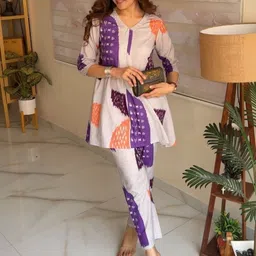 FFI Printed V-Neck Tunic With Trousers Co-Ords image 5