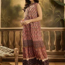 Sangria Women Tropical Printed Pure Cotton Fit & Flare Dress image 3