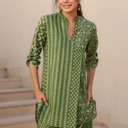 HERE&NOW Floral Printed Mandarin Collar Tunic & Trousers image 4