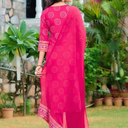 QUEENSFAB Women Ethnic Motifs Printed Regular Thread Work Kurta with Trousers & With Dupatta image 5