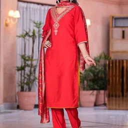 Juniper Floral Embroidered Mirror Work Straight Kurta With Trousers & Dupatta image 3