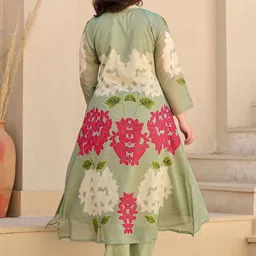 KALINI Women Printed Viscose Rayon Kurta Sets image 3