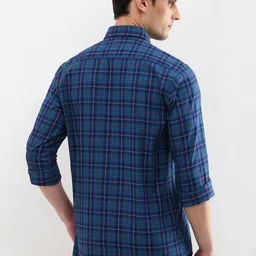 Allen Solly Men Slim Fit Opaque Checked Casual Shirt image 3