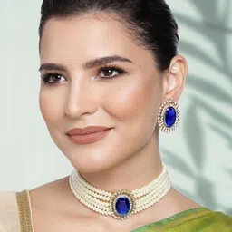 Peora Gold-Plated Crystals Studded & Artificial Beaded Jewellery Set image 2