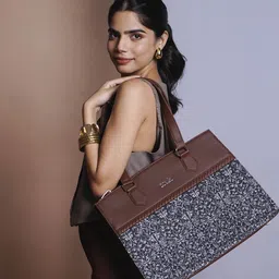 ZOUK WomenPrinted Structured Shoulder Bag-picture-27