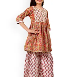 Arshia Fashions Girls Floral Printed Angrakha Kurti with Sharara image 4