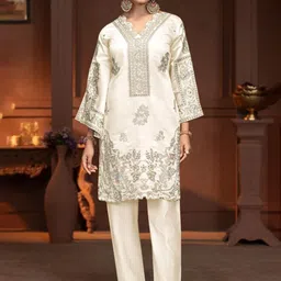 AUTUMN LANE Mayuri Dove Embroidery Top With Trouser Co-Ords-image-92