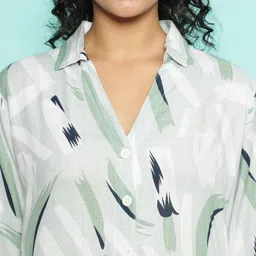 AC&F Printed Collar Neck Top With Trousers Co-Ords image 4