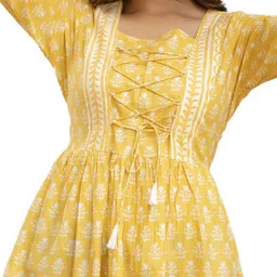 DMP EXPORT Floral Printed Peplum Top image 5