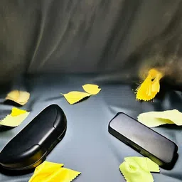 AZYXREN Unisex Grey Lens & Black Wayfarer Sunglasses with image 3