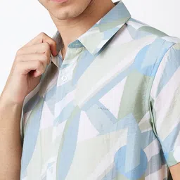 SPYKAR Men Spread Collar Abstract Printed Casual Shirt image 4