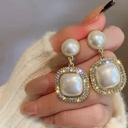 ONUYX Square Studs Earrings-picture-15