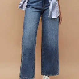 Fame Forever by Lifestyle Women Wide Leg Low Distress Light Fade Jeans-image-18
