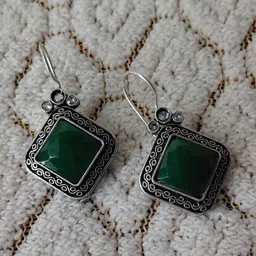 Mamata Silver-Plated Artificial Stones Studded Oxidised Diamond Shaped Drop Earrings image 2