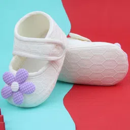 NESKA MODA Girls Flower Applique Cotton Velcro Closing Booties image 5