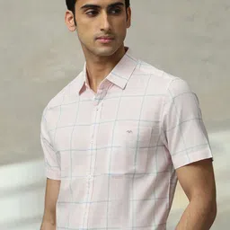 Mufti Men Slim Fit Spread Collar Checked Cotton Casual Shirt image 4