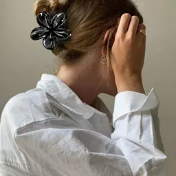 Elecsera Set Of 4 Floral Shaped Claw Clip image 5