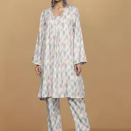 House of Pataudi Women Printed Kurta With Trouser-picture-24