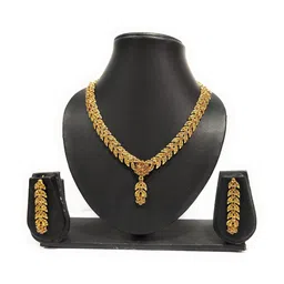 Women Click Gold-Plated Stone Studded Jewellery Set image 1