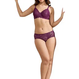 Amante Self-Designed Low-Rise Seamless Hipster Briefs image 2