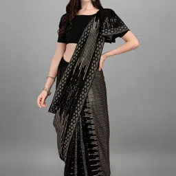 CANIZZARO Embellished Sequinned Pure Georgette Heavy Work Saree image 3