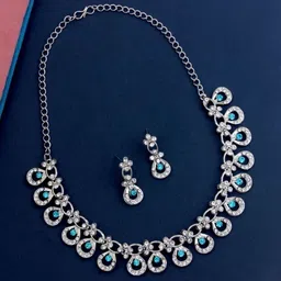 Women Click Stone-Studded Jewellery Set-picture-28