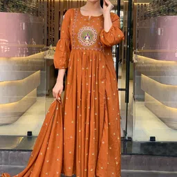 GoSriKi Women Ethnic Motifs Embroidered Panelled Thread Work Kurta with Trousers & With Dupatta image 2