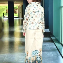 BAESD Girls Printed Round Neck Linen Top With Trouser & Jacket Clothing Set image 5