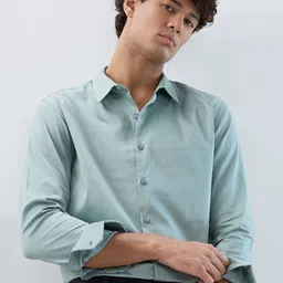 HERE&NOW Men Solid Spread Collar Cotton Casual Shirt-picture-31