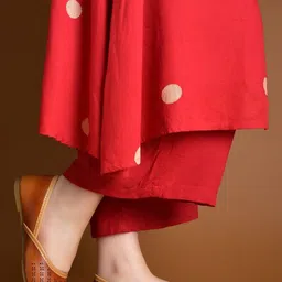 SZN Women Textured Mojari Flats-picture-32