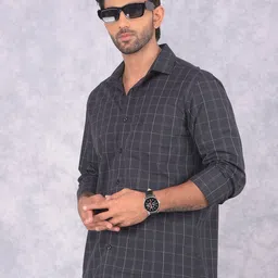 Crimsoune Club Men Smart Spread Collar Checked Cotton Slim Fit Casual Shirt-picture-10